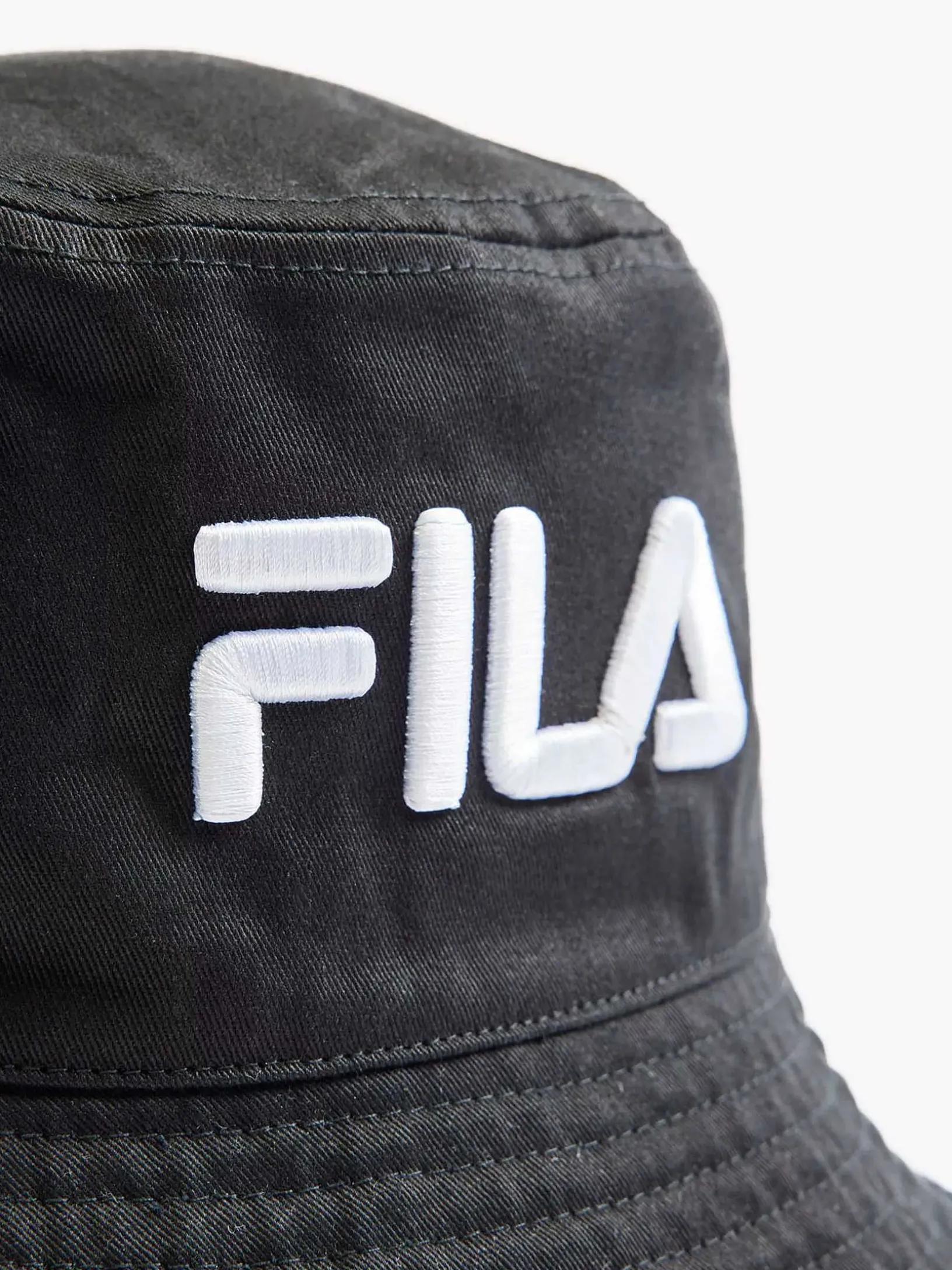 Black Fila Bucket Hat Mit