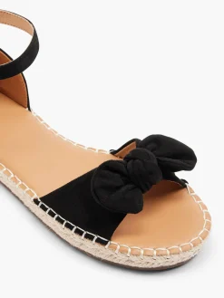 Black Sandal