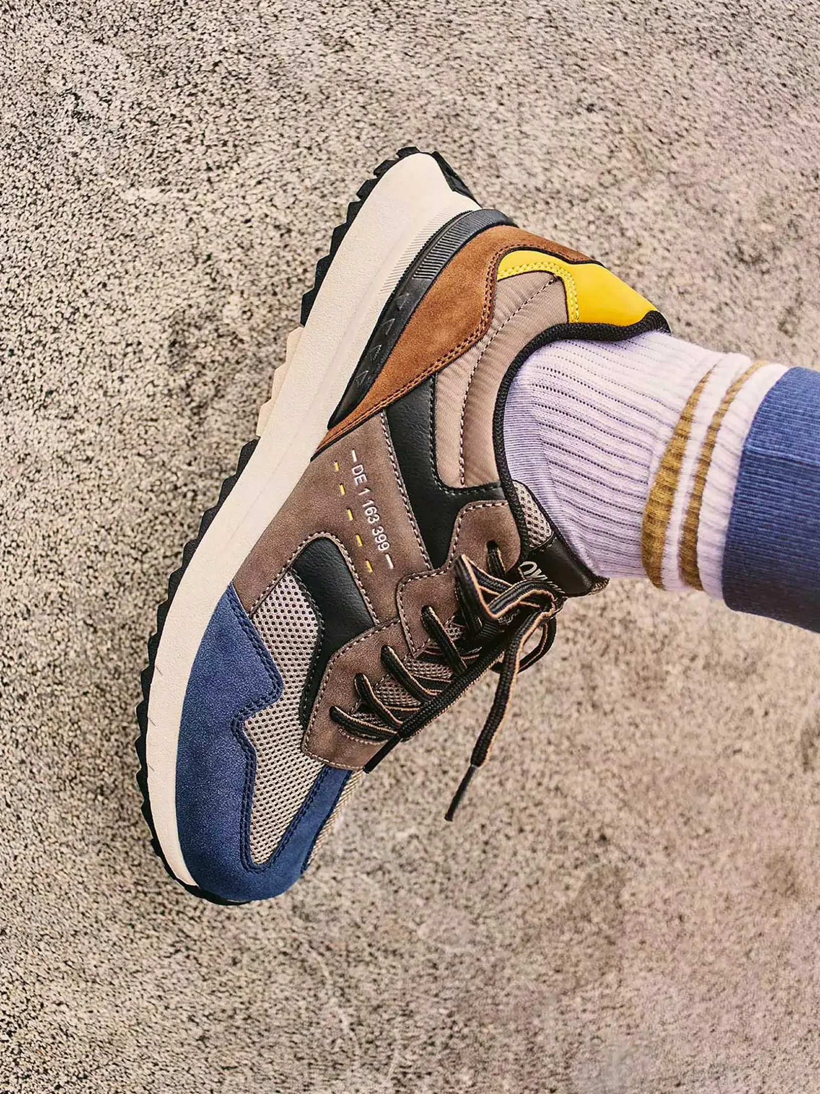 Colored Chunky Sneaker