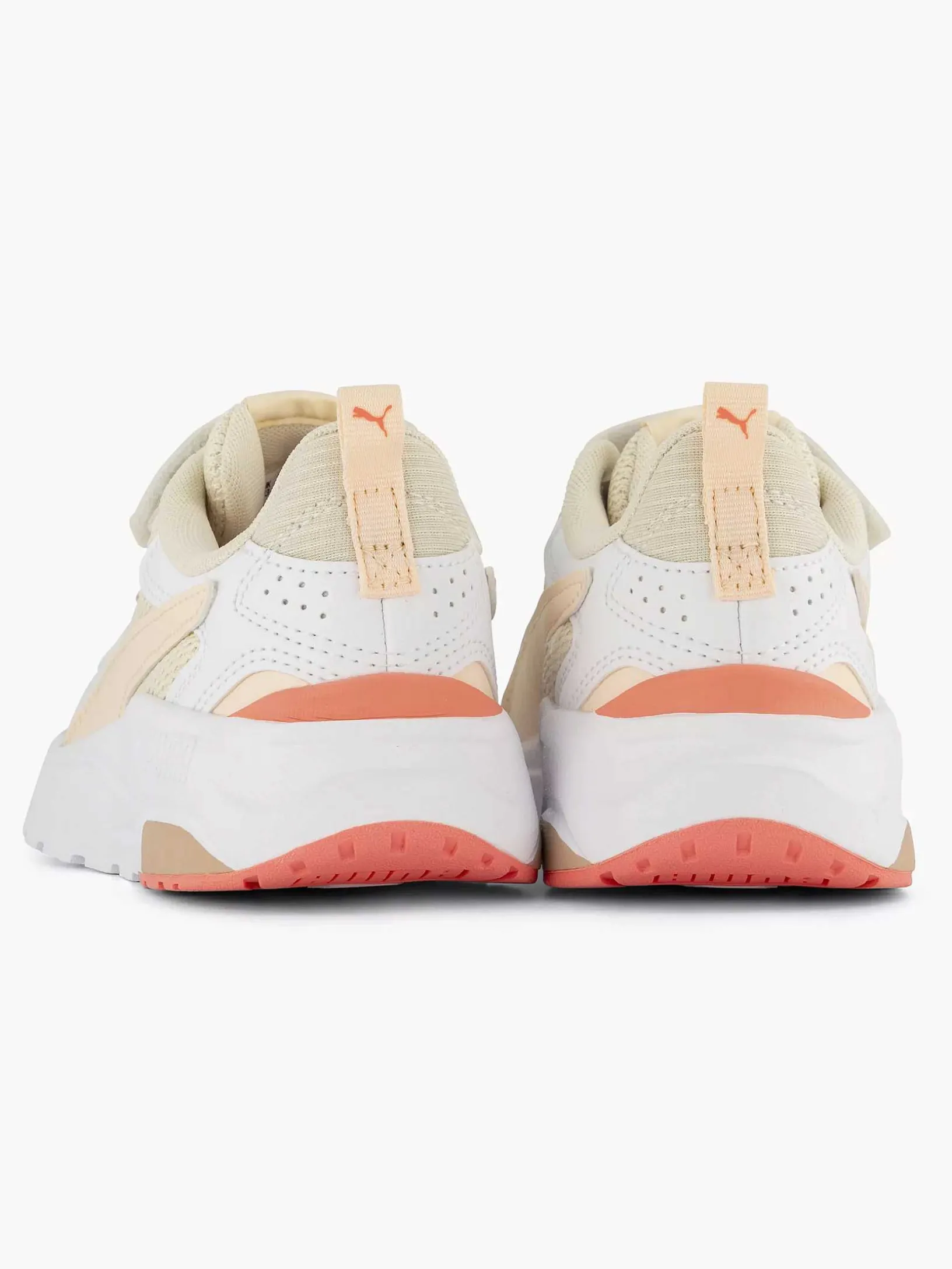 White Sneaker Trinity Lite Ac